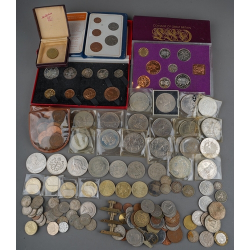 338 - Assorted British coins to include: cased Coinage of Great Britain 1950 and 1970; British First Decim... 