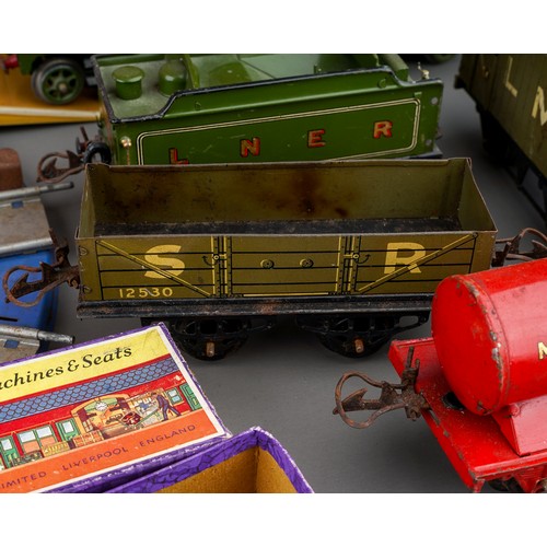 436 - A collection of Hornby Series produced by Meccano tin plate 'O' gauge railwayana to include: Flying ... 