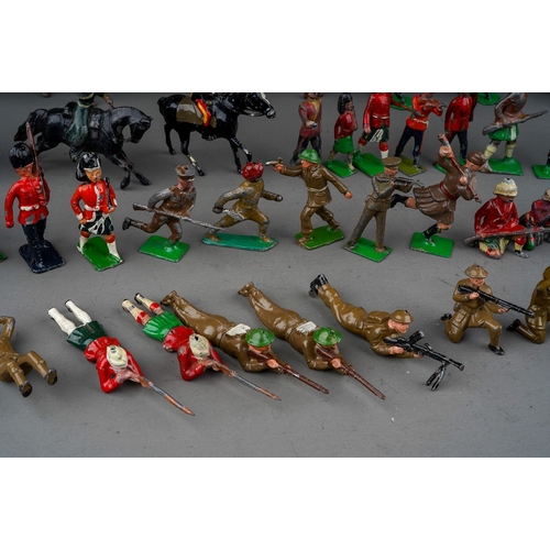 447 - Large collection of die cast cold painted Britain's and similar led army figures , including soldier... 