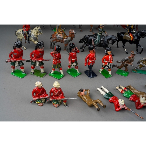 447 - Large collection of die cast cold painted Britain's and similar led army figures , including soldier... 