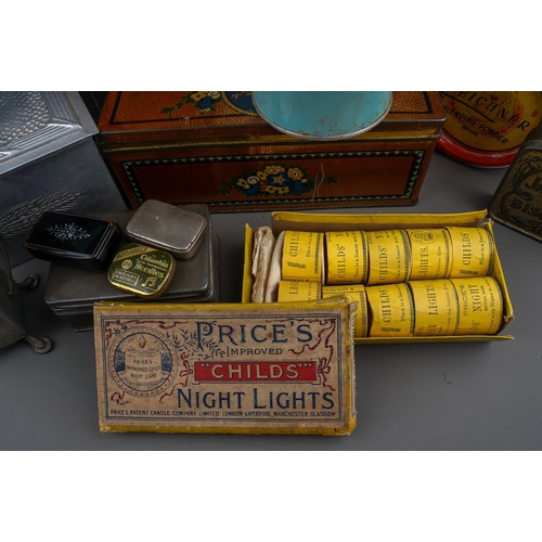 470 - Assorted collection of vintage tins including WWII interest  to include: three Ministry of Food issu... 