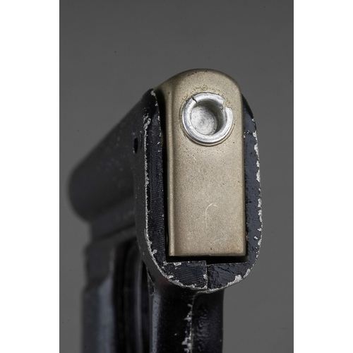 498 - A vintage Paderborn cigarette lighter in the form of a small pistol, length 9cm