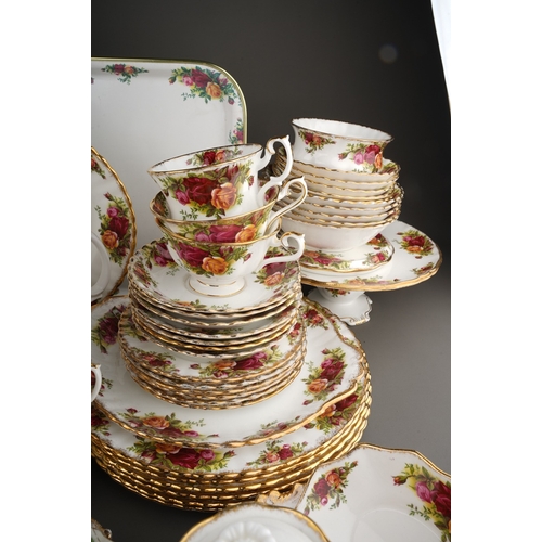 651 - An extensive collection of Royal Albert 'Old Country Roses' tea, dinner and ornamental wares, etc, i... 