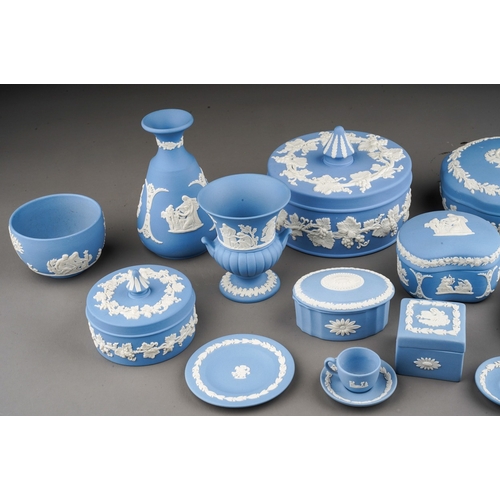 660 - A group of Wedgwood china & Jasperware & Royal Albert mugs, including fourteen pieces of pale blue j... 