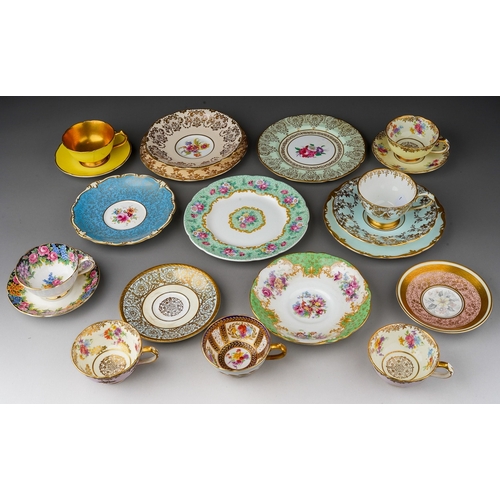 668 - Assorted early 20th Century Paragon mainly double warrant china to include: Yellow and gilt 56591/3 ... 