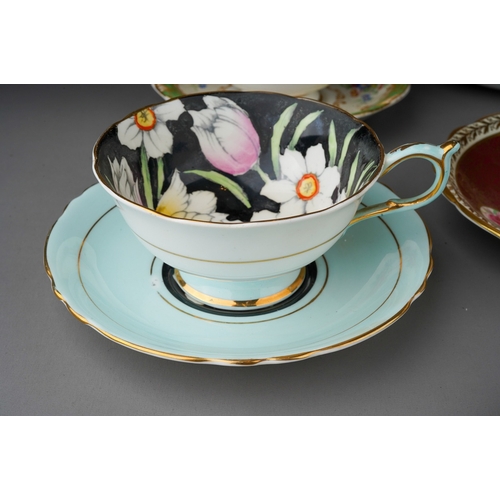 674 - A collection of Paragon china bowl cups and saucers to include: 
1. Queen Mary Warrant Daffodil brea... 