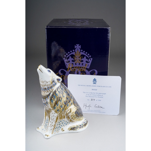 680 - A Royal Crown Derby limited edition Wolf paperweight, no.377 from a signature edition of 2500, gold ... 