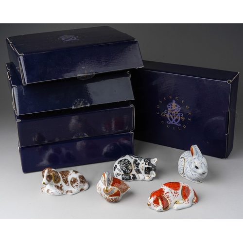 695 - Five boxed Royal crown Derby Collectors Guild paperweights, comprising Bunny, Misty kitten, Scruff p... 