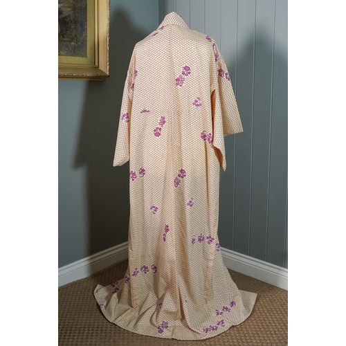 864 - Collection of 4 vintage kimonos