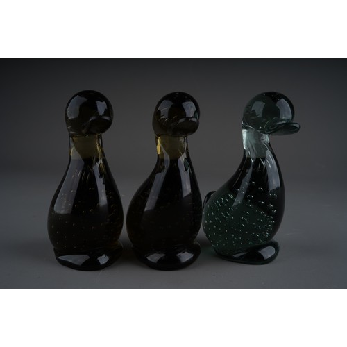 676 - Three Whitefriars controlled bubble Dilly Ducks, a Beswick 1774 model of a Pheasant together with as... 