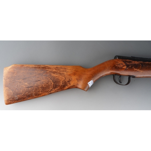 79 - A Webley and Scott Falcon .22 break barrel air rifle, no visible serial no., overall length 105cm pu... 