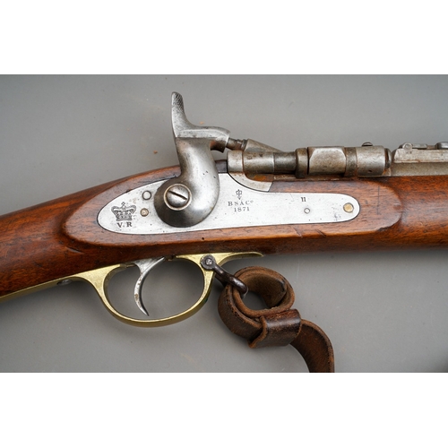 84 - 5773 3 band Snider Enfield rifle, stamped BSA, dated 1871, Butt plate engraved, military markings