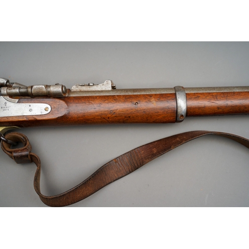 84 - 5773 3 band Snider Enfield rifle, stamped BSA, dated 1871, Butt plate engraved, military markings