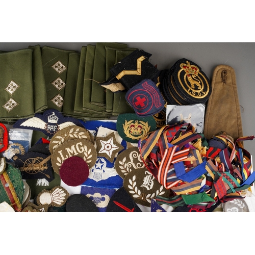 95 - A collection of mixed WW2 & Post War British Army and Civil Defence Cloth rank and trade insignia. A... 