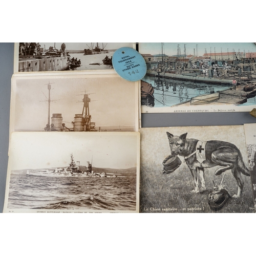 151 - Collection of over 30 WW1 British and French Postcards, mainly photographic images. Along with a Kin... 