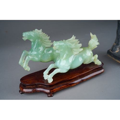 177 - A late 20th century Chinese terracotta model of a horse, height 22cm, in display box, together with ... 