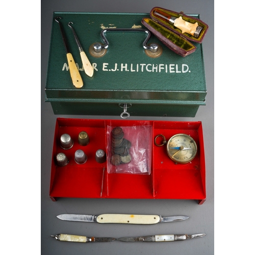 235 - A Collector's lot to include: three early 20th Century various pen knives, two button hooks (bakelit... 