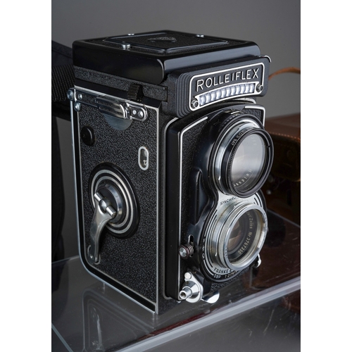 264 - A Rolleiflex serial number T2179193 Carl Zeiss Tessar f3.5 75mm lens, original brown leather case an... 