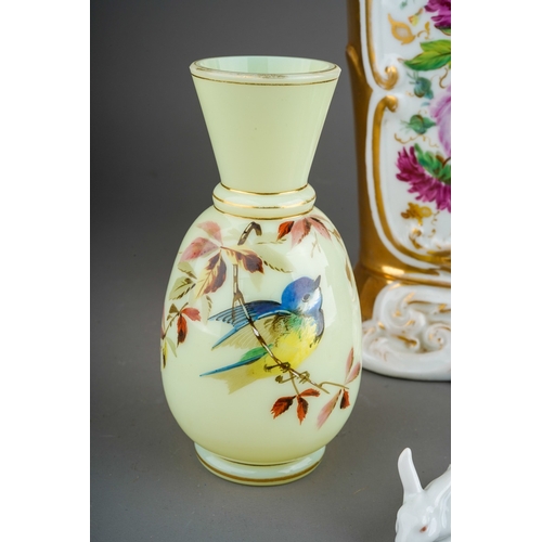 371 - A Collector's lot to include: a Victorian small glass opaline vase painted with a blue tit, a Beswic... 