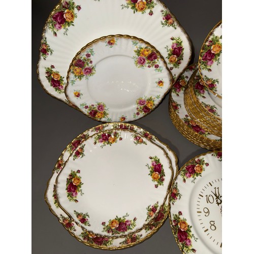 375 - A collection of Royal Albert 