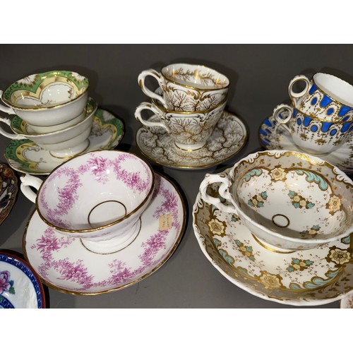 399 - Collection of cups and saucers mainly from 19th century to include Ridgway, Davenport, Coalport Batw... 