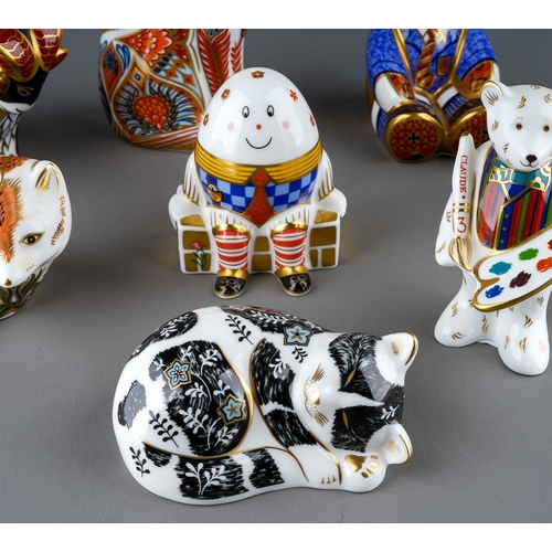 416 - 8 Royal Crown Derby paperweights to include School Boy Teddy ( 8 cm, gold stopper), Siamese Cat (13.... 