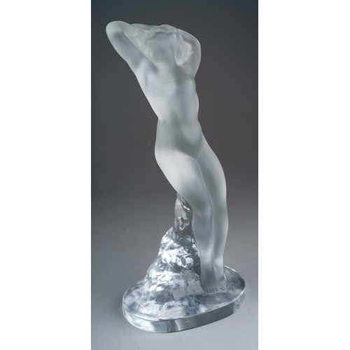 550 - A Lalique  'Danseuse Bras Leves