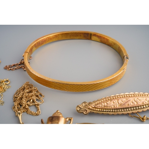 614 - Collection of gold  items to include 15 ct gold bangle (7.9g), 2 9 ct gold pendants and chains, char... 