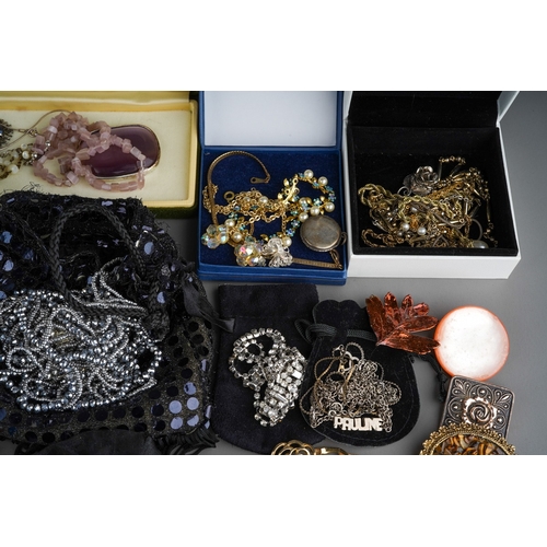 636 - Collection of costume  jewellery to include silver chains and pendants, vintage brooches including S... 