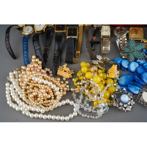 636 - Collection of costume  jewellery to include silver chains and pendants, vintage brooches including S... 