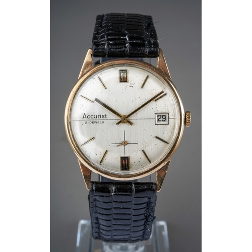 740 - A 9 ct gold vintage Accurist gent's wristwatch, round silver dial signed 'Accurist, 21 jewels', Roma... 