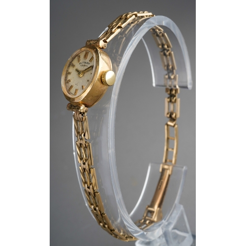 748 - 9 ct gold ladies Rotary watch with a 9ct gold strap, gross weight 12.6g