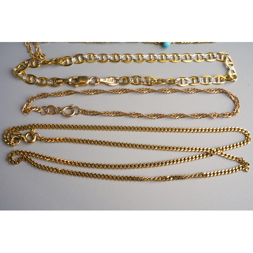 796 - Collection of gold jewellery to include 9k gold bracelet (5.2g), 10k gold bracelet (3.2g), 2 further... 