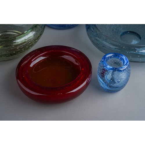 812 - A Modern blue bubble glass effect baluster base together with two circular bubble glass effect bowls... 