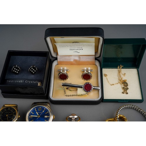 980 - Collection of watches and jewellery  to include plated pocket watch, 4 wrist watches, 9 ct gold nodd... 