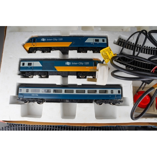 994 - A boxed Hornby Inter-City 125 Set R.546, incomplete and a box of loose 00 gauge railwayana, includin... 