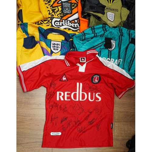 317A - Charlton Athletic  - signed early 2000s red home shirt 34/36