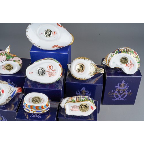 426 - Royal Crown Derby paperweights - 60044 Pickworth Piglet, 60170 Cottage Kitten 60566 Mouse, 60566 Mou... 