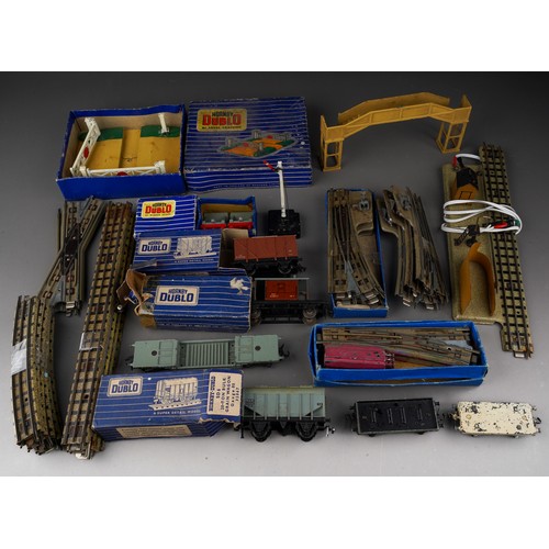 371 - A large collection of vintage Hornby Dublo Meccano OO gauge tracks together with various accessories... 