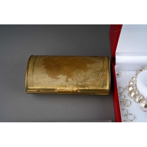 698 - ***Please note the cream coloured rose pendant shown in the images has been removed from the lot*** ... 