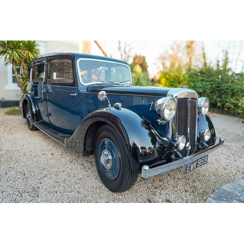 2000 - 1937 Daimler EL24 Light Limousine in blue/black, car chassis number 4053 with all associated paperwo... 