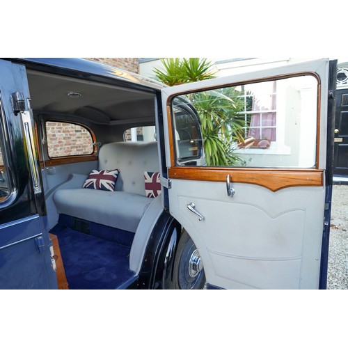 2000 - 1937 Daimler EL24 Light Limousine in blue/black, car chassis number 4053 with all associated paperwo... 