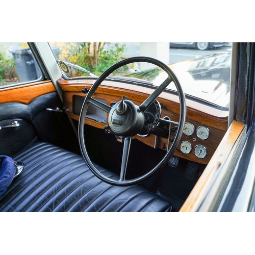 2000 - 1937 Daimler EL24 Light Limousine in blue/black, car chassis number 4053 with all associated paperwo... 