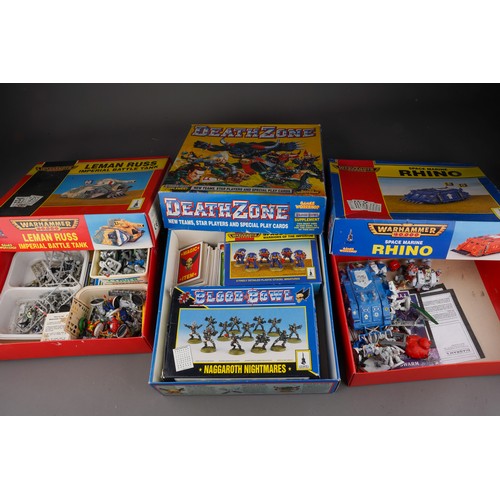 925 - 5 boxes of Games Workshop Citadel Miniatures products comprising Warhammer 40,000, Blood Bowl, Warha... 