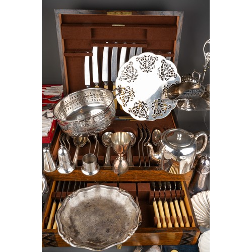 940 - An early 20th Century Canteen of EPNS Old English pattern cutlery and a box of assorted silver plate... 