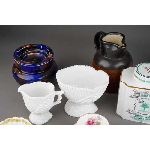 34 - ***Client happy to donate to charity***Assorted ceramics to include: Royal Crown Derby pattern A1266... 