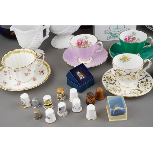 34 - ***Client happy to donate to charity***Assorted ceramics to include: Royal Crown Derby pattern A1266... 