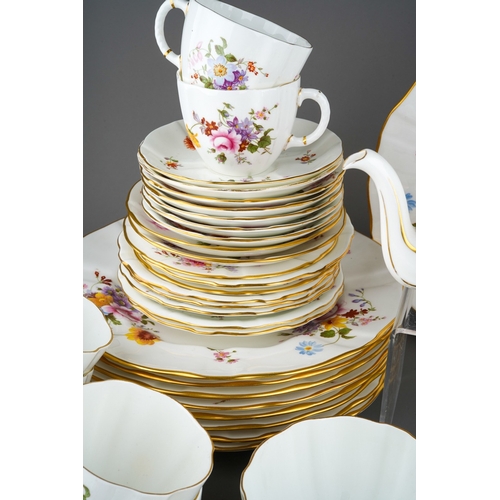 37 - Collection of Royal Crown Derby Posies pattern tea and dinner wares to include 9 large dinner plates... 