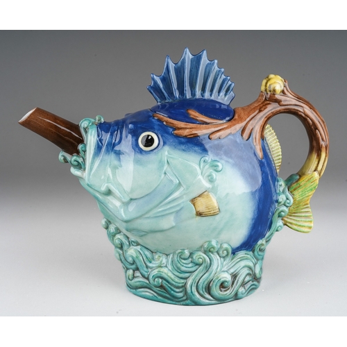 118 - Minton archive collection fish teapot limited edition of 2500 this is no 500 in original box with th... 