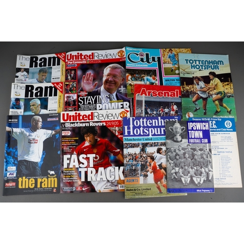 237 - A collection of vintage and 2000s Football Programmes \ Official Matchday magazines, the three boxes... 